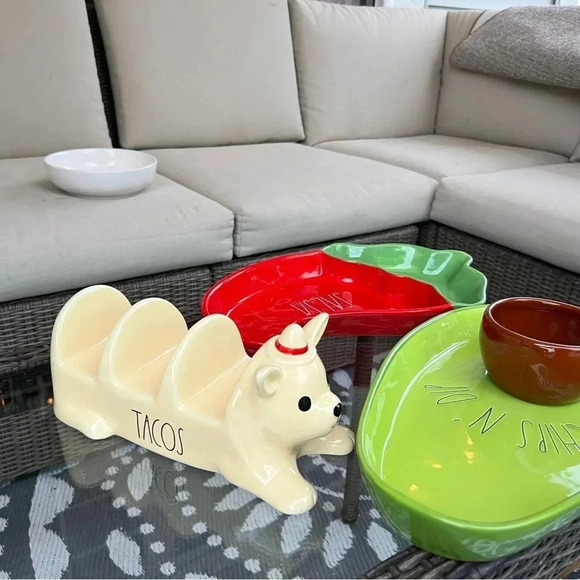 NEW Rae Dunn TACO Stand/Holder adorable ceramic Chihuahua with cute sombrero - Picture 10 of 12